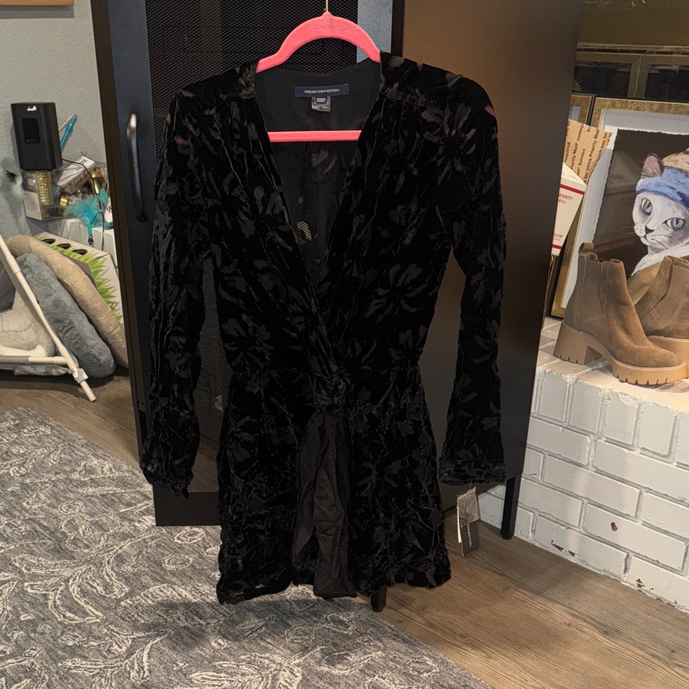 French Connection | Womens Arbil Devore Mini Wrap Dress, 2, Black NWT